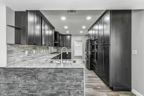 2908 26TH Street Moline IL 61265