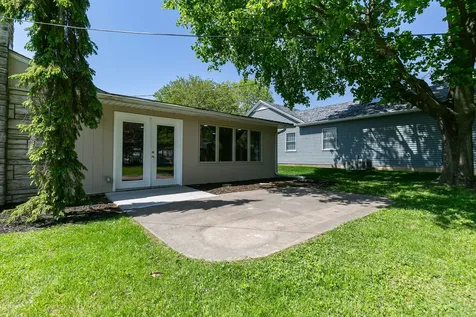 2908 26TH Street Moline IL 61265