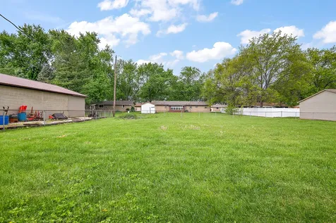 112 North El Dorado Drive Kankakee IL 60901