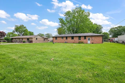 112 North El Dorado Drive Kankakee IL 60901