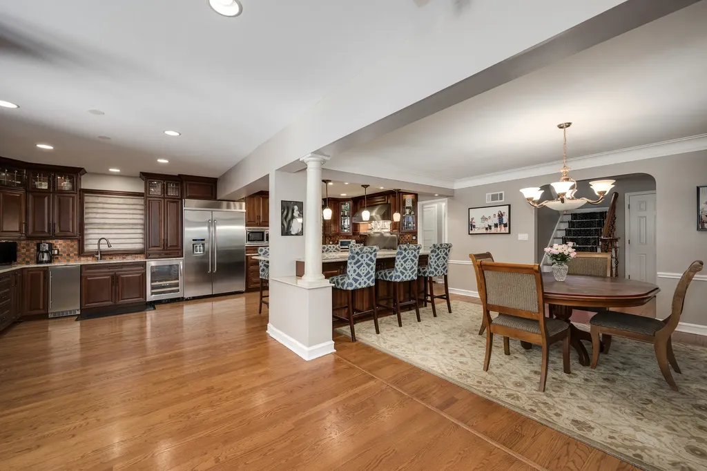 2851 West Rascher Avenue Chicago IL 60625