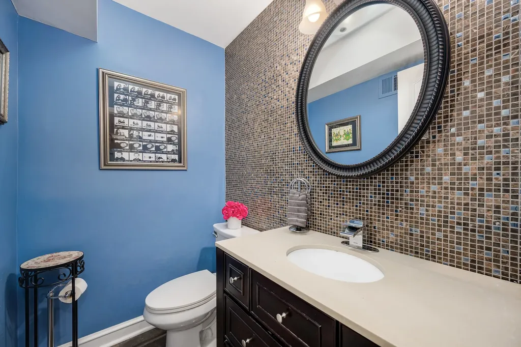 2851 West Rascher Avenue Chicago IL 60625