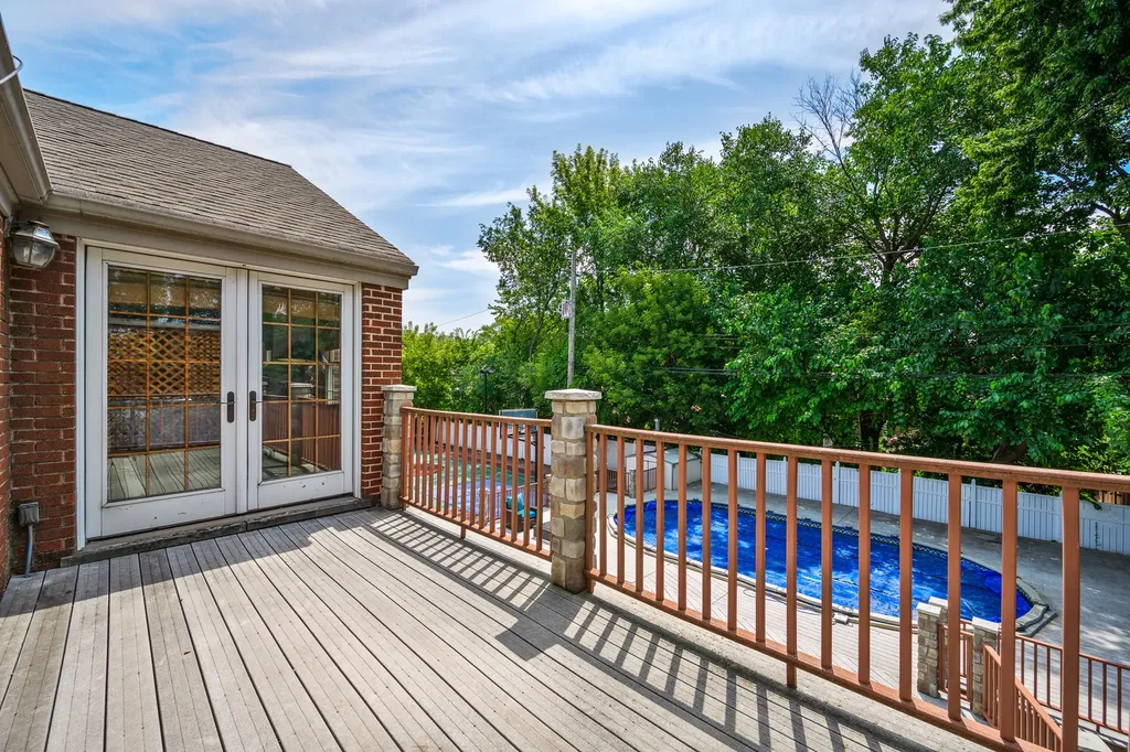 2851 West Rascher Avenue Chicago IL 60625