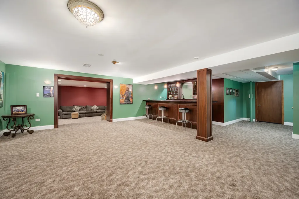 2851 West Rascher Avenue Chicago IL 60625