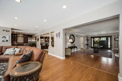 2851 West Rascher Avenue Chicago IL 60625