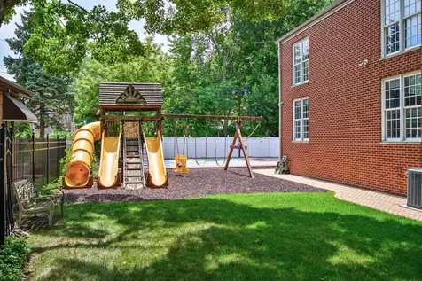2851 West Rascher Avenue Chicago IL 60625