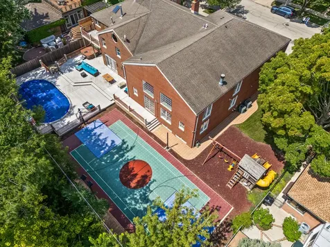 2851 West Rascher Avenue Chicago IL 60625