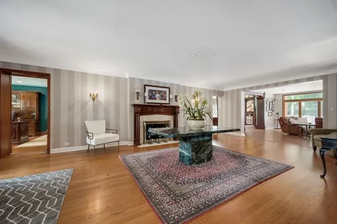 2851 West Rascher Avenue Chicago IL 60625