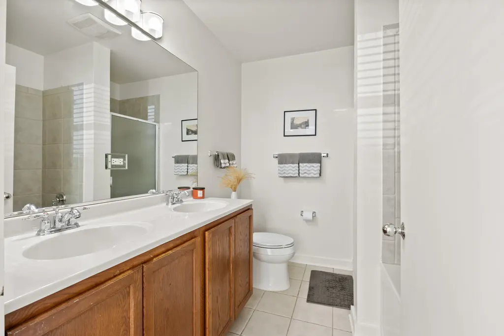 2238 West Maypole Avenue Chicago IL 60612