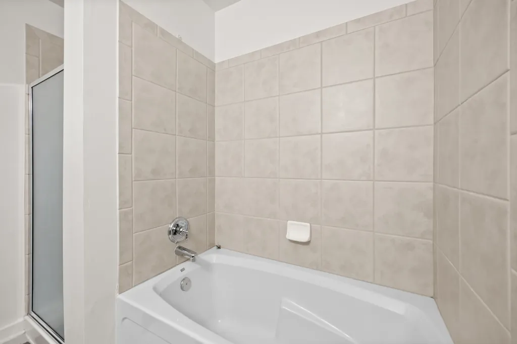 2238 West Maypole Avenue Chicago IL 60612