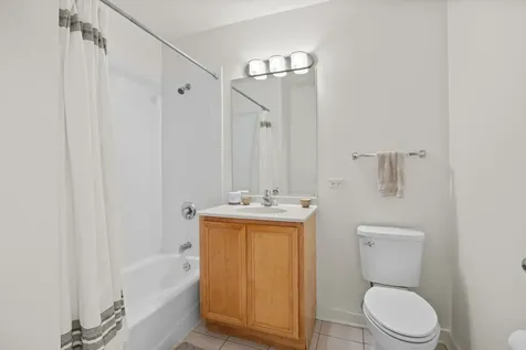 2238 West Maypole Avenue Chicago IL 60612