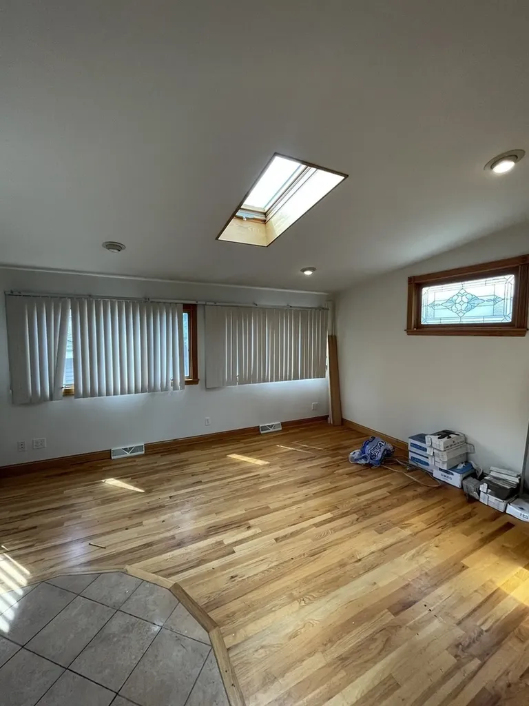 3442 North Lavergne Avenue Chicago IL 60641