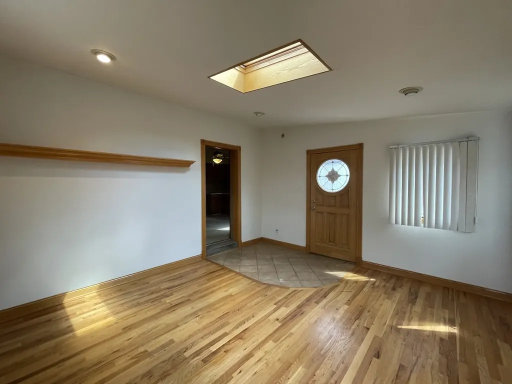 3442 North Lavergne Avenue Chicago IL 60641