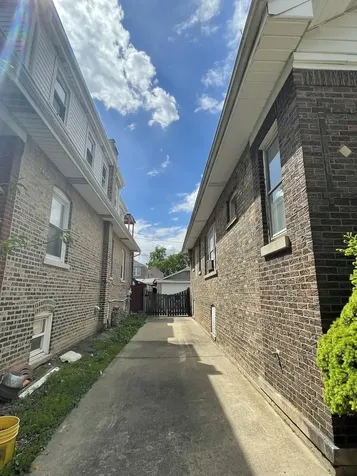3442 North Lavergne Avenue Chicago IL 60641