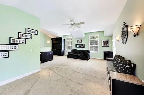 418 South Na Wa Ta Avenue Mount Prospect IL 60056