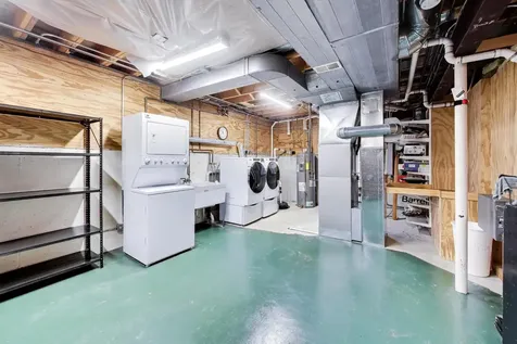 418 South Na Wa Ta Avenue Mount Prospect IL 60056