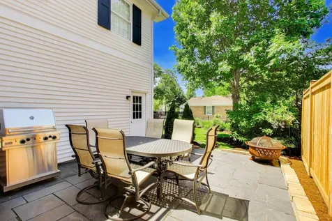 418 South Na Wa Ta Avenue Mount Prospect IL 60056