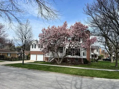418 South Na Wa Ta Avenue Mount Prospect IL 60056