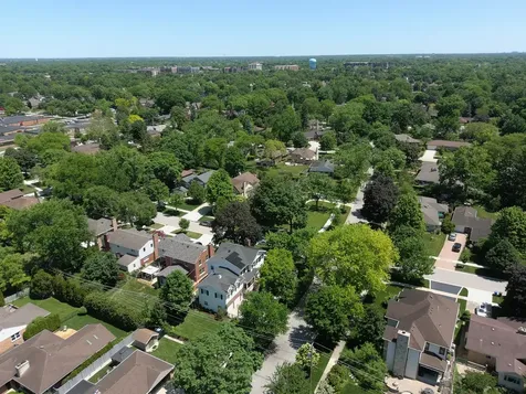 418 South Na Wa Ta Avenue Mount Prospect IL 60056