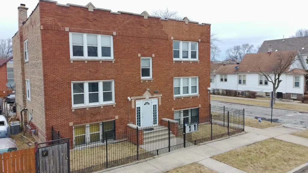 4900 West Hubbard Street Chicago IL 60644