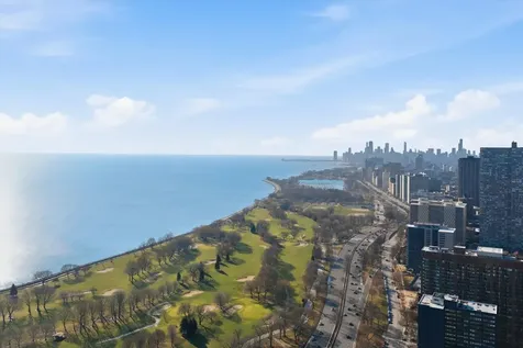 707 West Junior Terrace Chicago IL 60613
