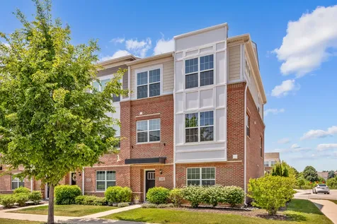 2961 Reflection Drive Naperville IL 60564