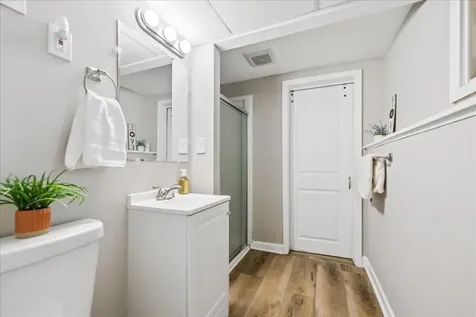 18508 West Woodland Terrace Gurnee IL 60031