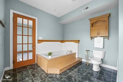 429 Buell Avenue Joliet IL 60435