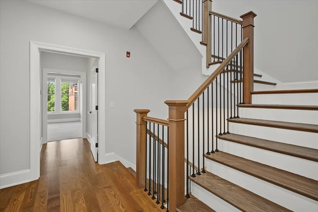 924 East Chicago Avenue Naperville IL 60540