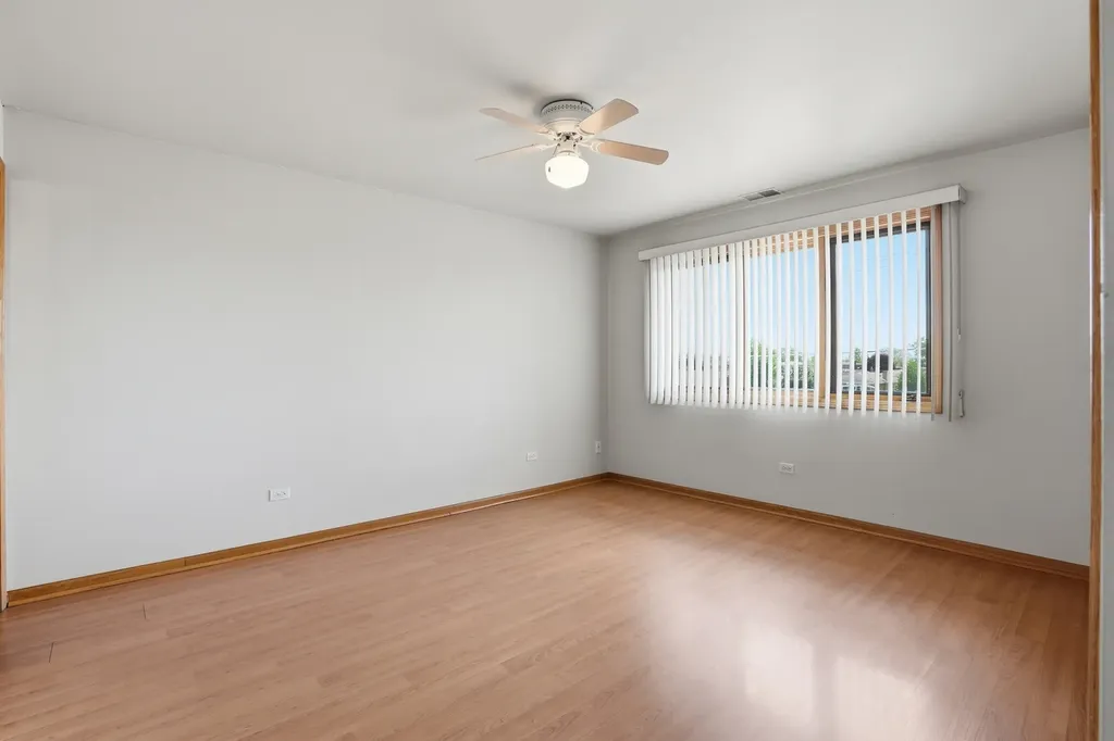 6303 West 63rd Street Chicago IL 60638
