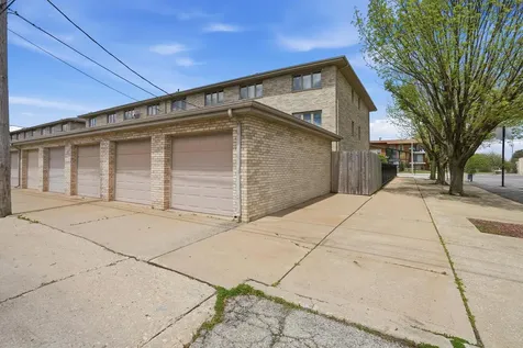 6303 West 63rd Street Chicago IL 60638