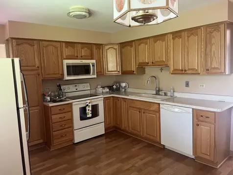 529 Shorewood Drive Shorewood IL 60404