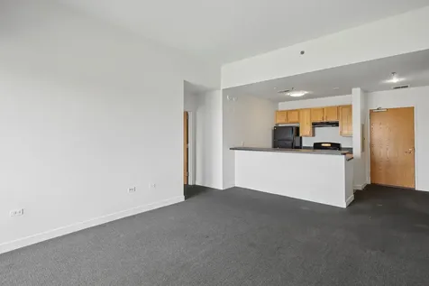 3622 South State Street Chicago IL 60609