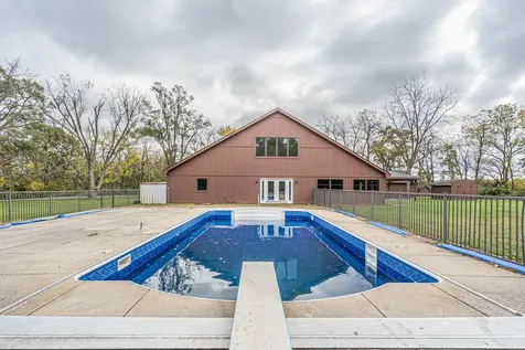 27514 North Forest Garden Road Wauconda IL 60084