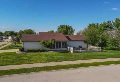 1602 Amhurst Way Bourbonnais IL 60914