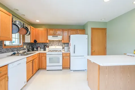 1602 Amhurst Way Bourbonnais IL 60914
