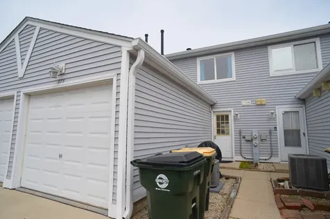 375 Meadow Green Lane Round Lake Beach IL 60073