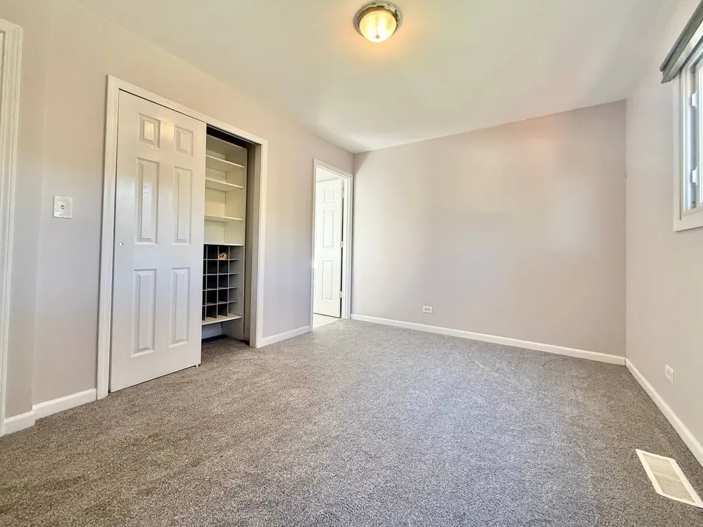 3 Catalpa Court Woodridge IL 60517