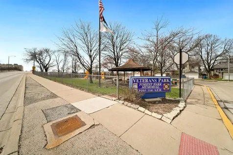 616 Circle Avenue Forest Park IL 60130