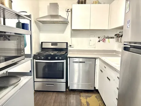 1401 East 55th Street Chicago IL 60615