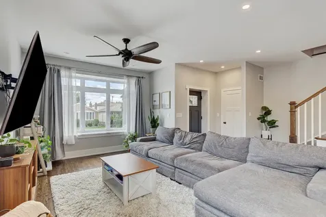 5347 South Melvina Avenue Chicago IL 60638