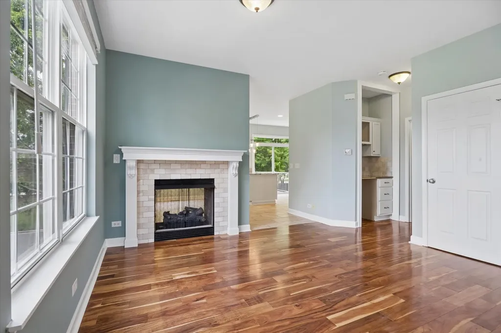 4144 Milford Lane Aurora IL 60504