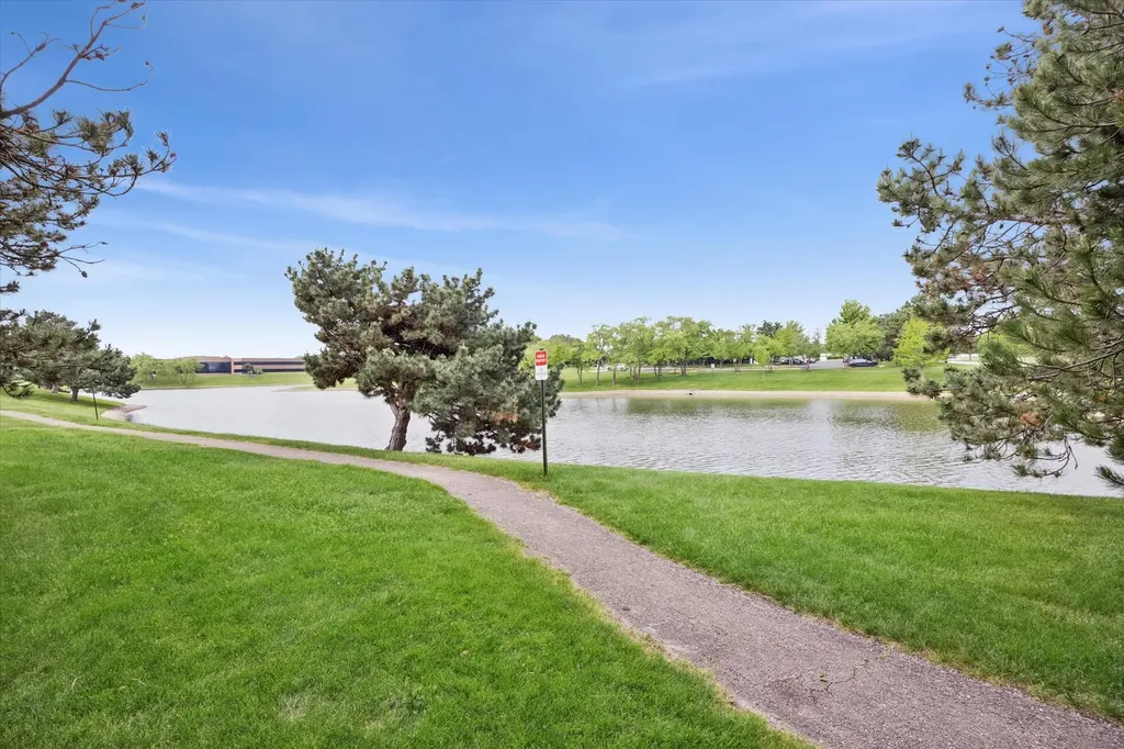 4144 Milford Lane Aurora IL 60504
