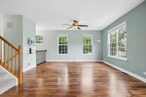 4144 Milford Lane Aurora IL 60504