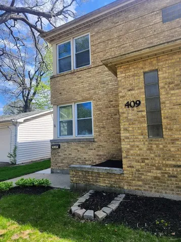 409-11 West Keith Avenue Waukegan IL 60085