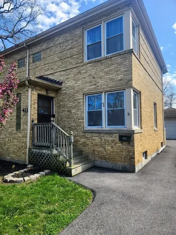 409-11 West Keith Avenue Waukegan IL 60085