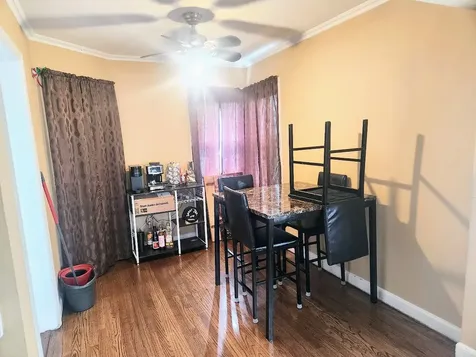 409-11 West Keith Avenue Waukegan IL 60085