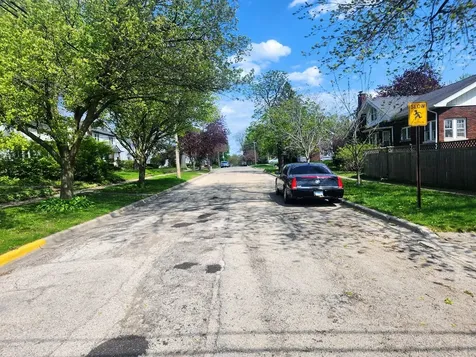 409-11 West Keith Avenue Waukegan IL 60085