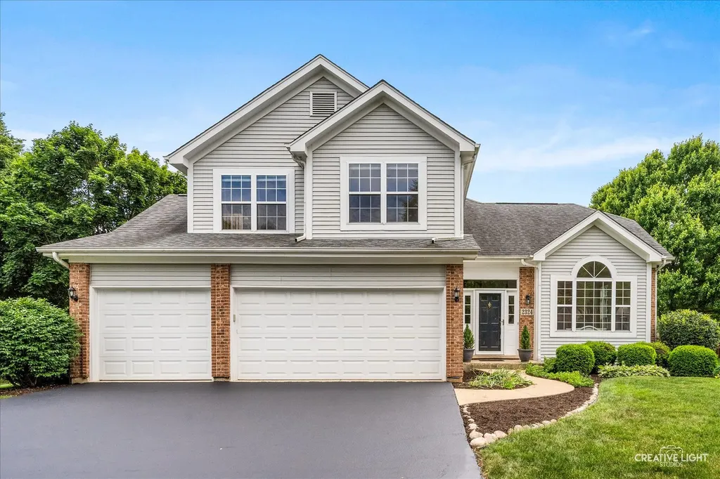 2324 Snapdragon Road Naperville IL 60564