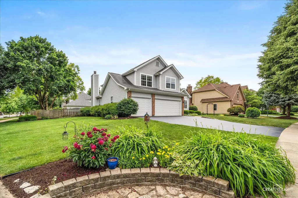 2324 Snapdragon Road Naperville IL 60564